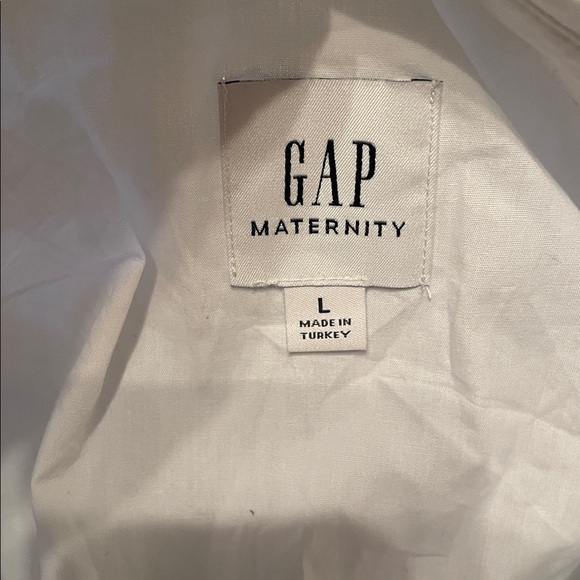 GAP Maternity White Sleeveless Button-Down Cotton Shirt Layering NWOT - Picture 6 of 8